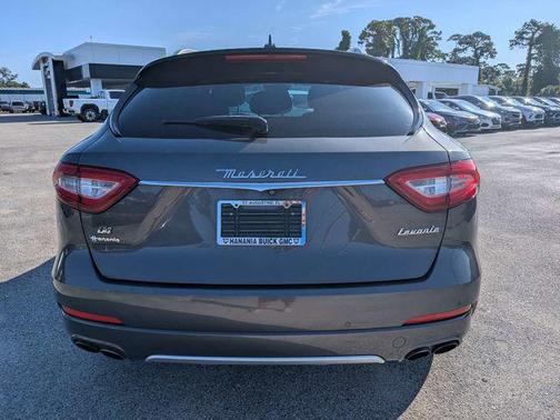 Gray 2018 Maserati Levante GranLusso