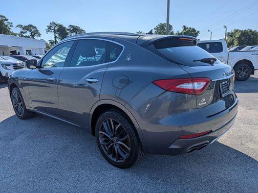 Gray 2018 Maserati Levante GranLusso