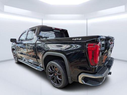 Onyx Black 2022 GMC Sierra 1500 SLT