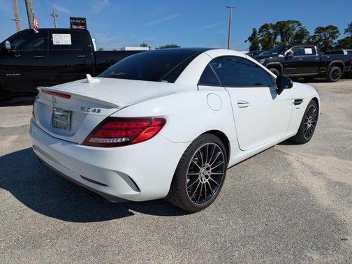 2017 Mercedes-Benz AMG SLC 43 Base