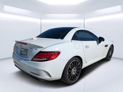 2017 Mercedes-Benz AMG SLC 43 Base