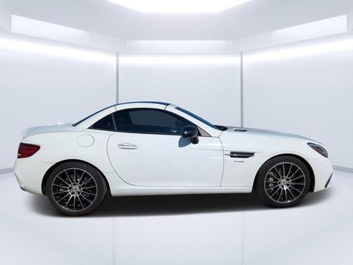 2017 Mercedes-Benz AMG SLC 43 Base