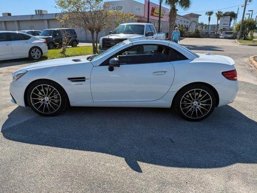 2017 Mercedes-Benz AMG SLC 43 Base