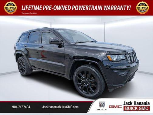 Diamond Black Crystal Pearlcoat 2019 Jeep Grand Cherokee Altitude