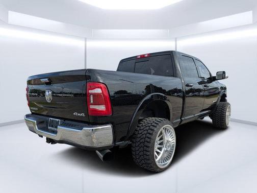 2022 RAM 2500 Laramie Crew Cab 4x4 6'4' Box