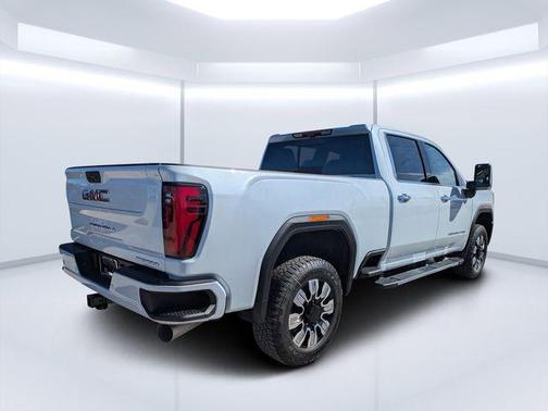 Glacier White Tricoat 2026 GMC Sierra 3500 Denali