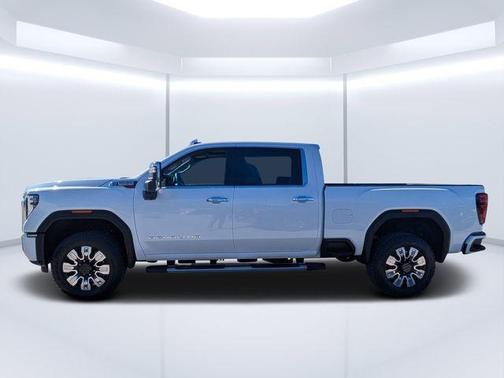 Glacier White Tricoat 2026 GMC Sierra 3500 Denali