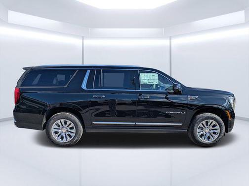 Onyx Black 2026 GMC Yukon XL Denali