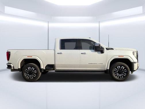 White Frost Tricoat 2024 GMC Sierra 3500 Denali