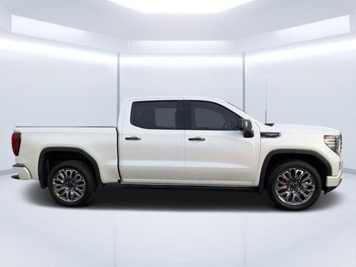 White Frost Tricoat 2025 GMC Sierra 1500 Denali Ultimate