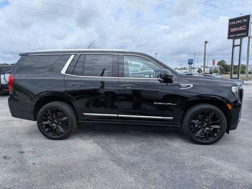 Onyx Black 2022 GMC Yukon Denali