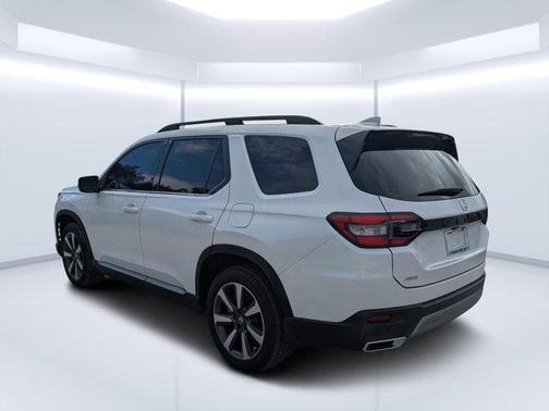 2023 Honda Pilot AWD Elite