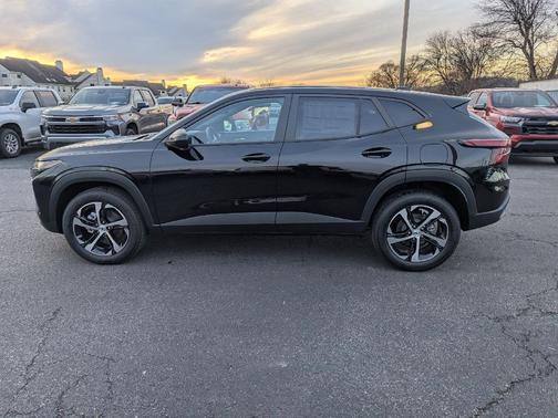 2026 Chevrolet Trax FWD 1RS