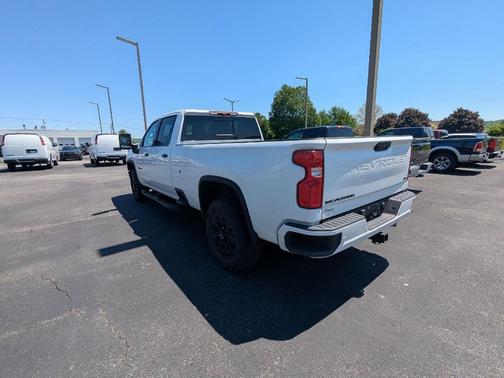 Summit White 2022 Chevrolet Silverado 2500 LTZ