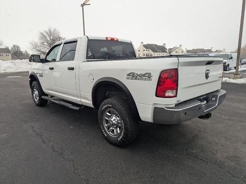 2018 RAM 2500 Tradesman Crew Cab 4x4 6'4' Box