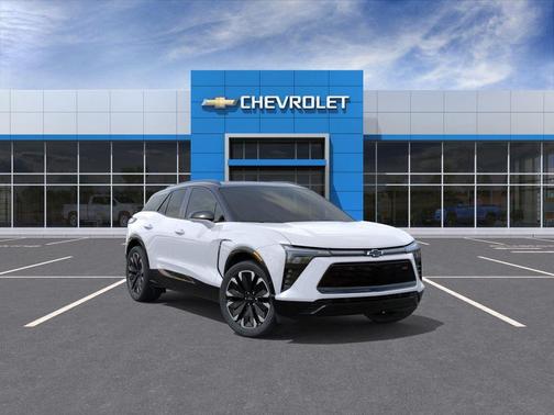 Polar White Tricoat 2026 Chevrolet Blazer EV AWD RS