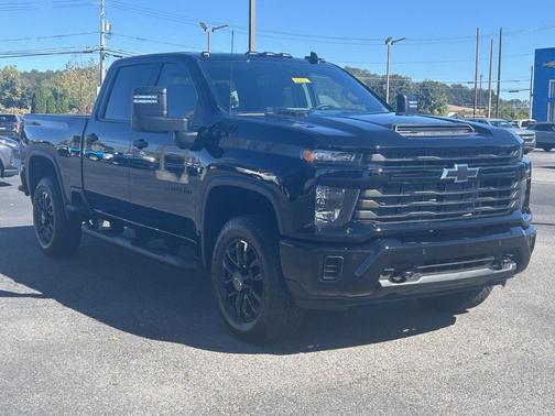 2026 Chevrolet Silverado 2500 Custom