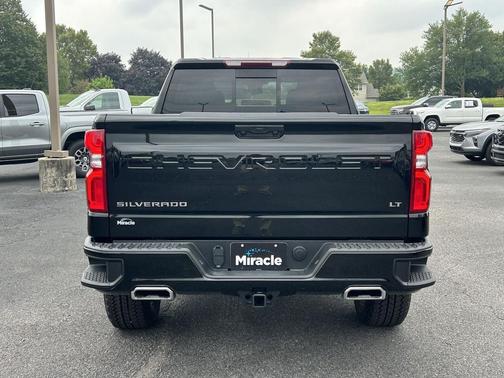 2025 Chevrolet Silverado 1500 LT Trail Boss