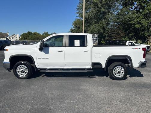 2024 Chevrolet Silverado 2500 LT