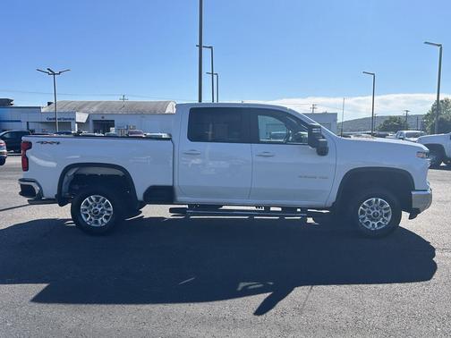 2024 Chevrolet Silverado 2500 LT