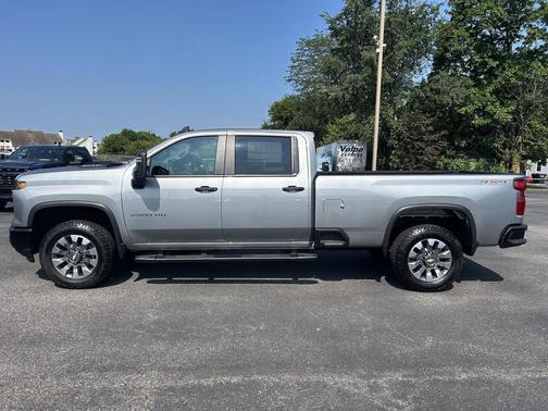 2025 Chevrolet Silverado 2500 Custom