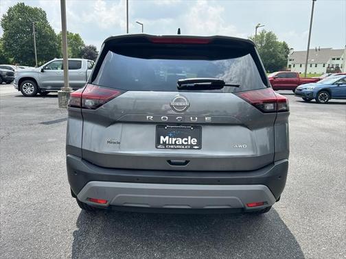 2022 Nissan Rogue S