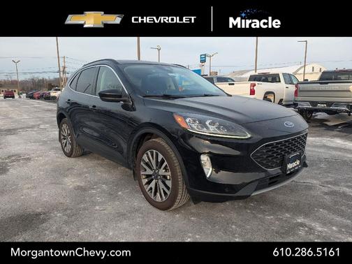 2022 Ford Escape Titanium