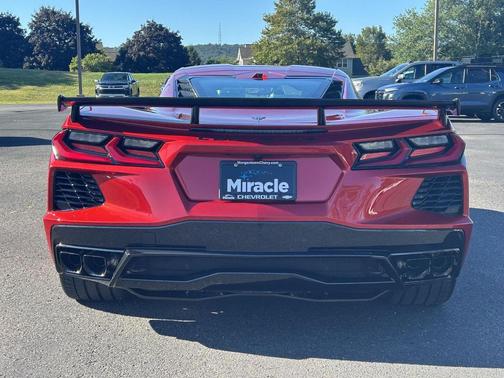 2026 Chevrolet Corvette Stingray w/2LT