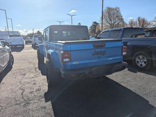2022 Jeep Gladiator Sport S