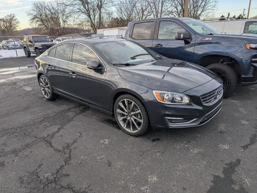 2015 Volvo S60 T5 Premier
