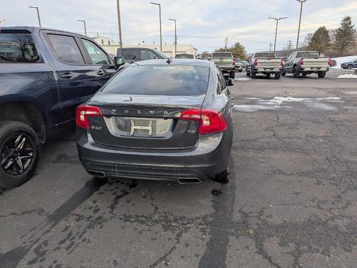 2015 Volvo S60 T5 Premier