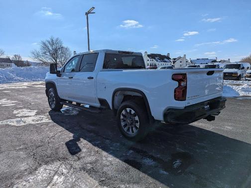 2025 Chevrolet Silverado 2500 Custom