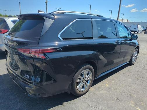 Midnight Black Metallic 2023 Toyota Sienna XSE 7 Passenger