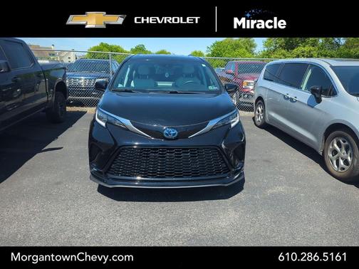 Midnight Black Metallic 2023 Toyota Sienna XSE 7 Passenger