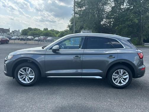 2022 Audi Q5 45 S line Premium