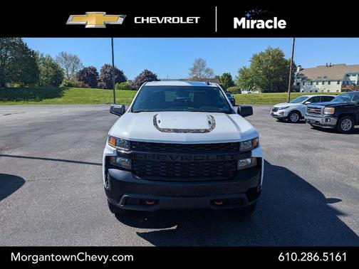 Summit White 2021 Chevrolet Silverado 1500 Custom Trail Boss