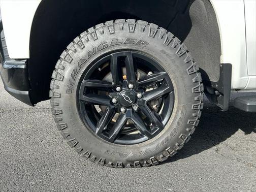 2020 Chevrolet Silverado 1500 Custom Trail Boss