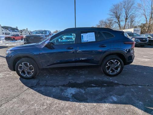 2024 Chevrolet Trax LT