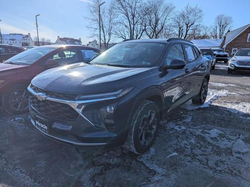2024 Chevrolet Trax LT