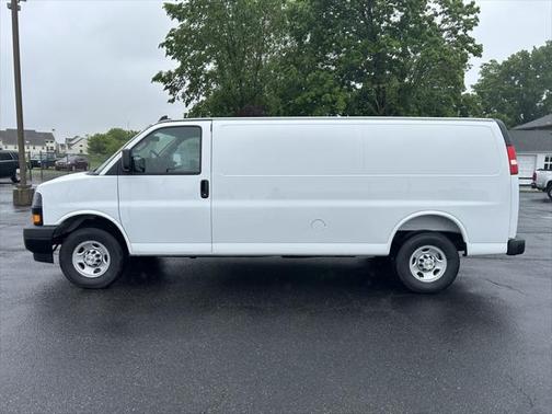 2025 Chevrolet Express 2500 RWD 2500 Extended Wheelbase WT