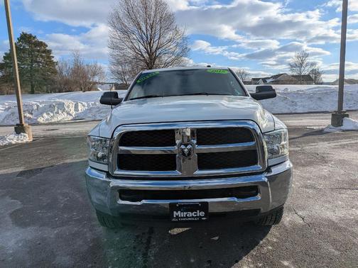 2018 RAM 2500 SLT Crew Cab 4x4 6'4' Box