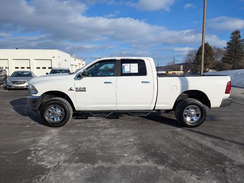 2018 RAM 2500 SLT Crew Cab 4x4 6'4' Box