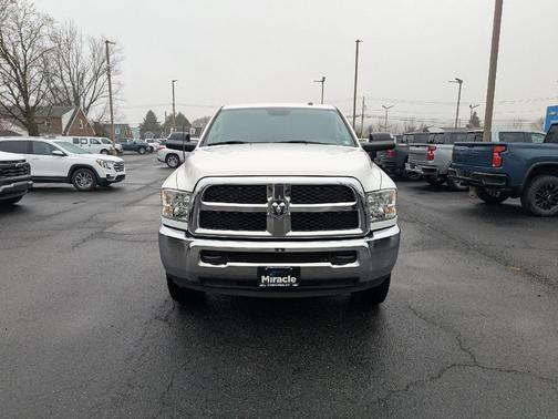 2018 RAM 2500 SLT Crew Cab 4x4 6'4' Box
