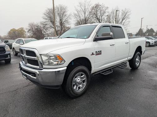 2018 RAM 2500 SLT Crew Cab 4x4 6'4' Box