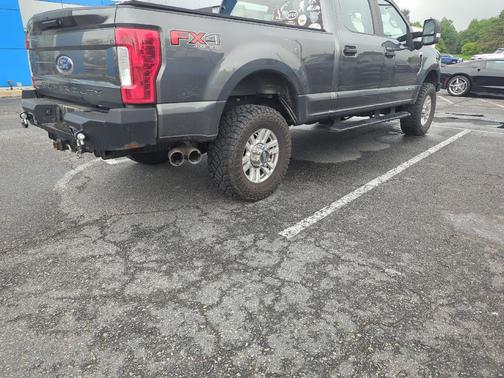 Magnetic Metallic 2019 Ford F-350 XL