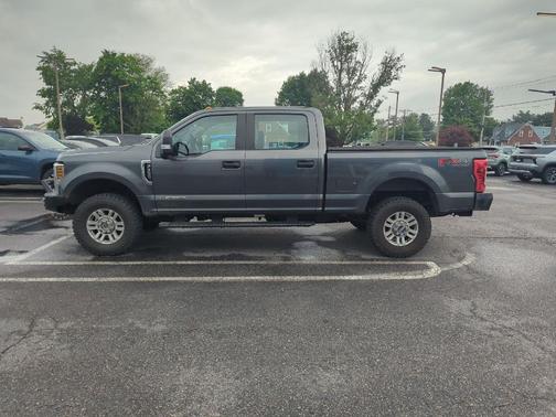 Magnetic Metallic 2019 Ford F-350 XL