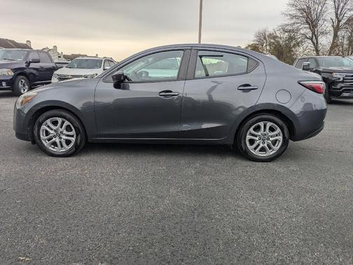 2018 Toyota Yaris iA Base