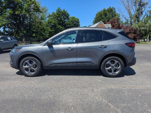 Carbonized Gray Metallic 2025 Ford Escape ST-Line Select