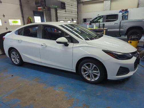 2019 Chevrolet Cruze LT