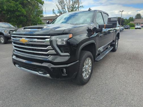 Black 2024 Chevrolet Silverado 2500 High Country